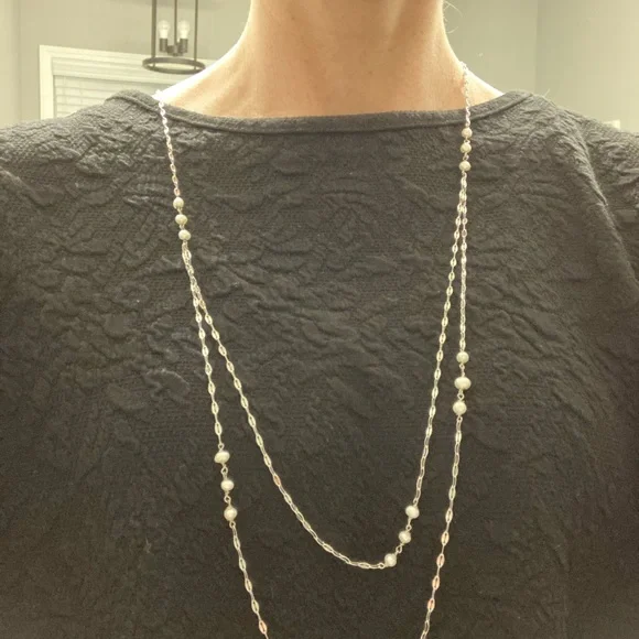 Evie & Emma fine silver plated necklace - Picture 3 of 9